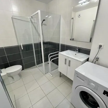 2 Pers A - 41m² - Proche Et Thalasso - Balcon Expose Sud - Parking Prive - Fr-1-478-236 Apartment *